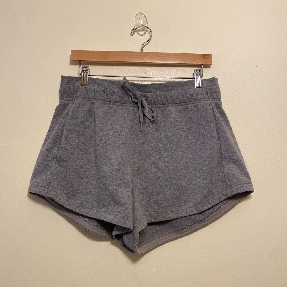 Lululemon athletica Gray Women's Drawstring Shorts. Size 10